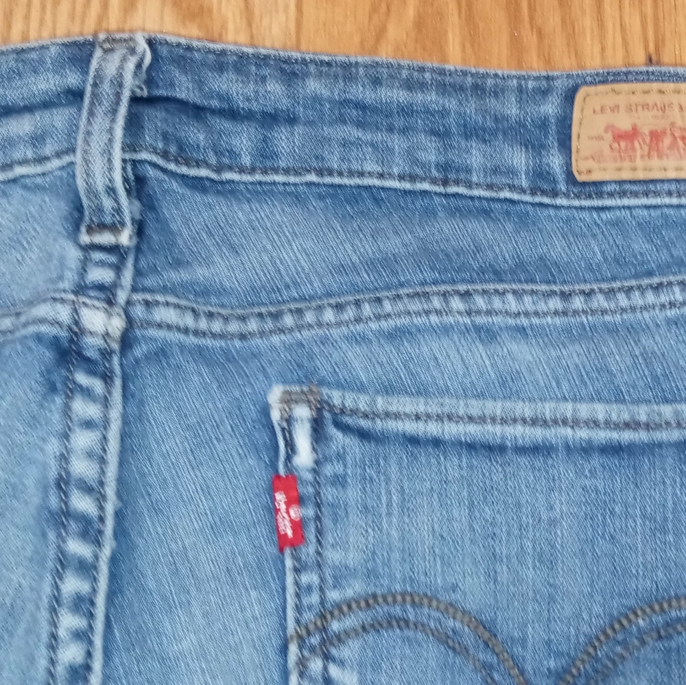 Jeans - Picture 3 of 3
